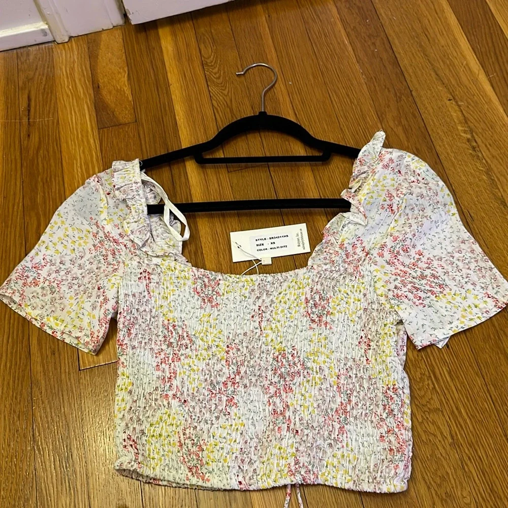 Sim & Sam Floral Crop Top - Picture 3 of 4